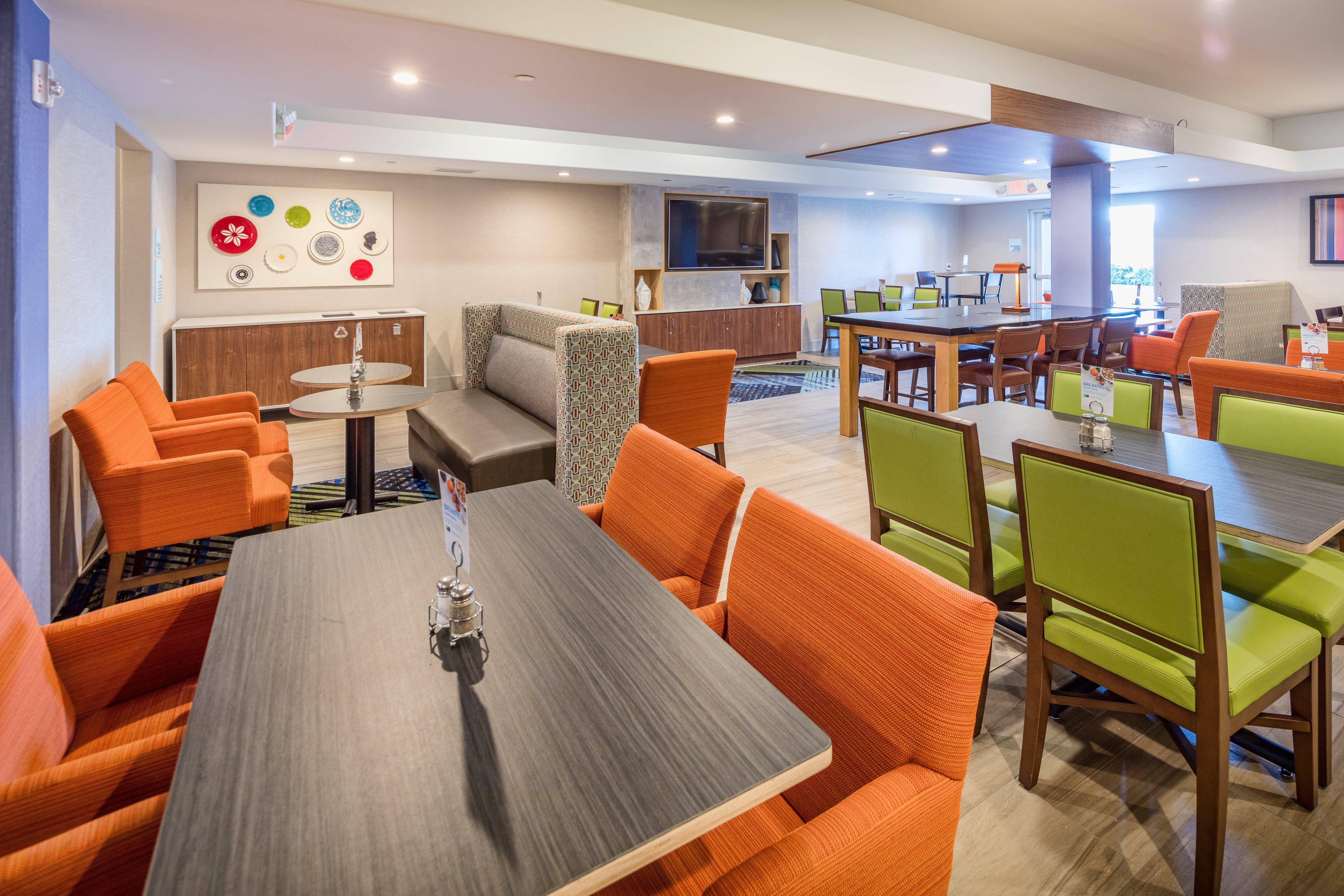 Holiday Inn Express Hotel & Suites Modesto-Salida By Ihg Екстериор снимка
