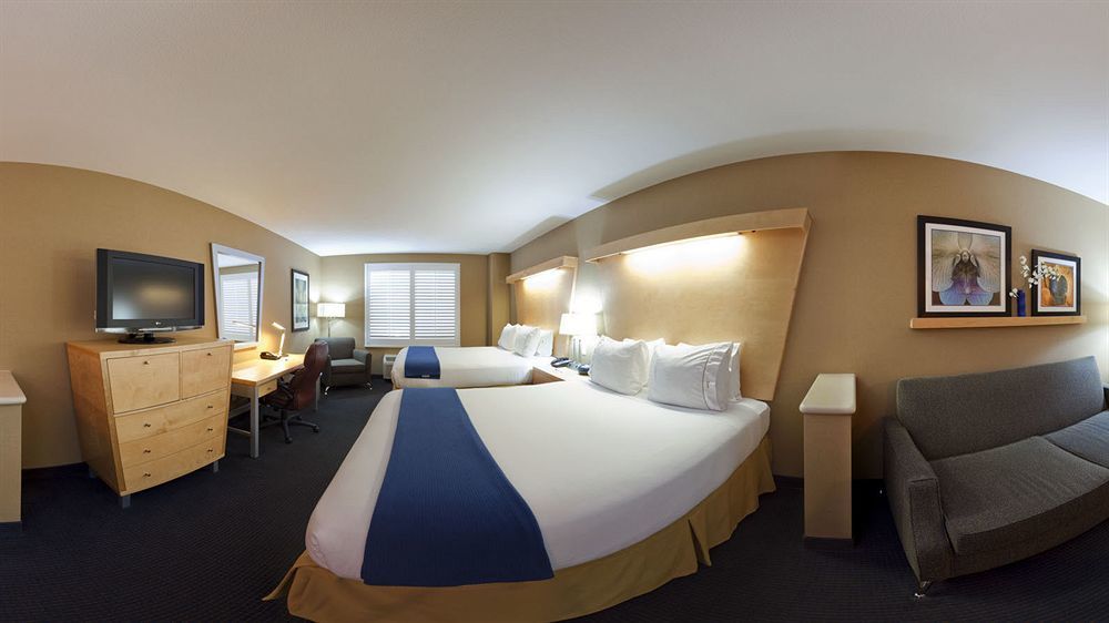 Holiday Inn Express Hotel & Suites Modesto-Salida By Ihg Екстериор снимка